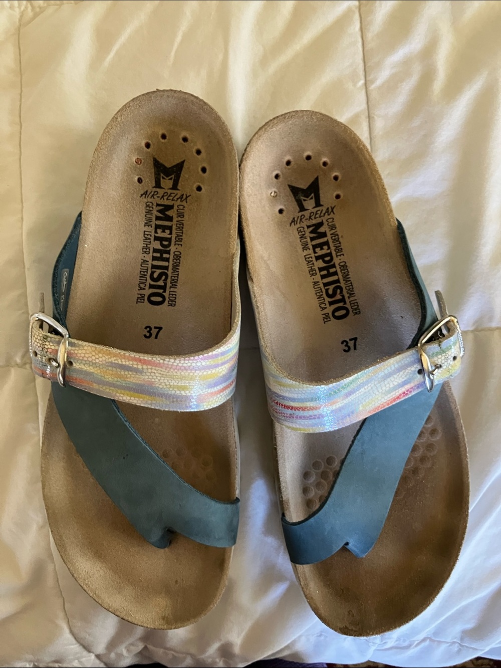 Mephisto Helen Mix-Media Buckle Sandal size 37